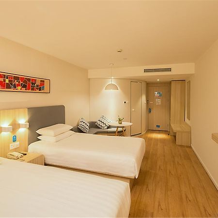 汉庭上海曹路地铁站酒店 外观 照片